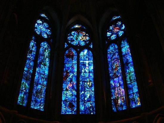 marc-chagall-window-in-1